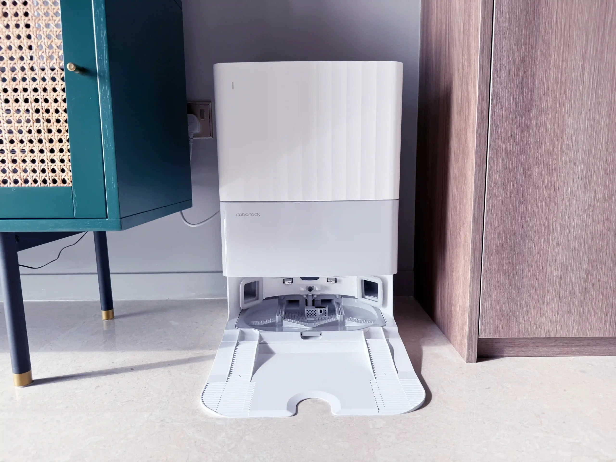 Roborock Qrevo C Pro docking station