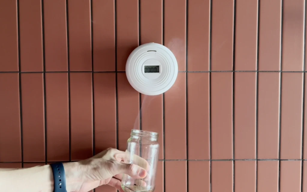 Testing Sensereo MSC-1 with real smoldering fire